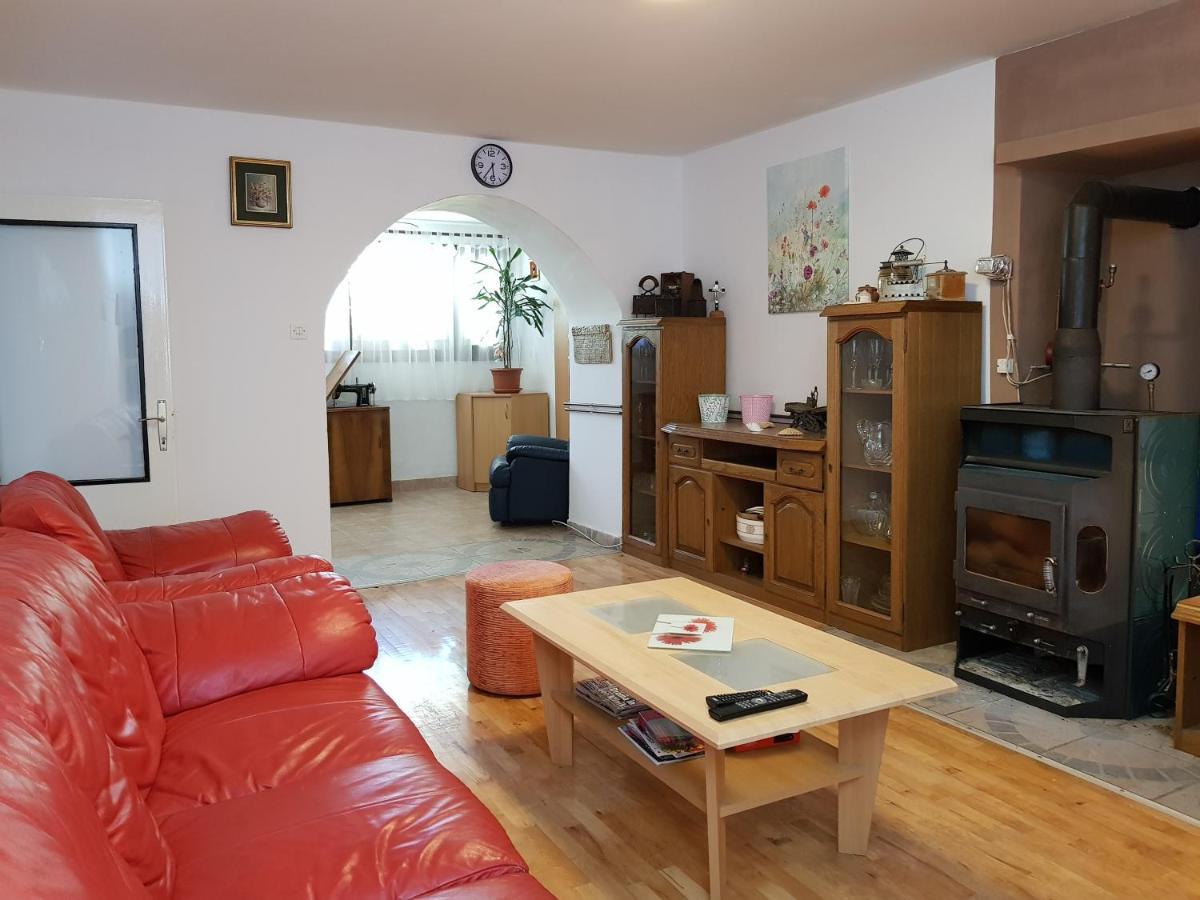 Skrbčići Apartment Melanie מראה חיצוני תמונה