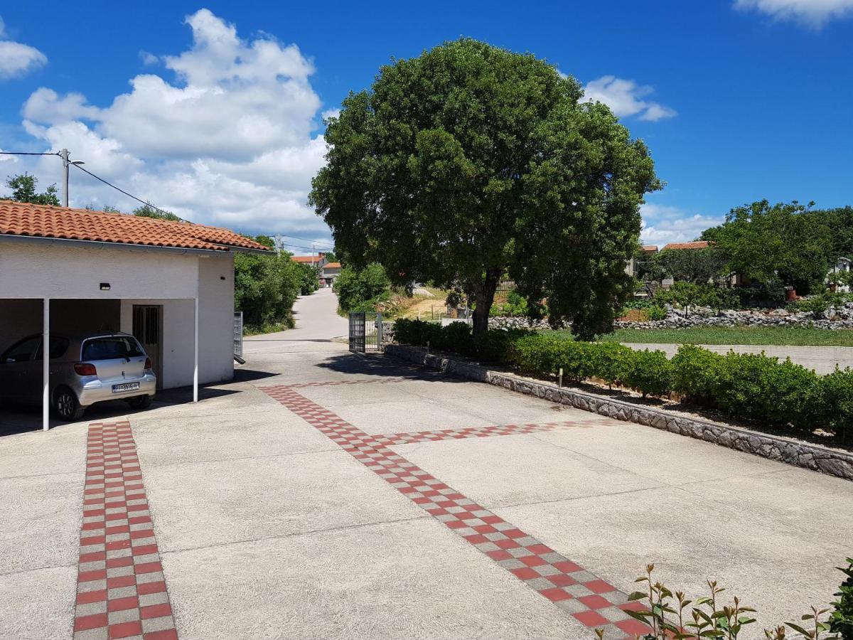 Skrbčići Apartment Melanie מראה חיצוני תמונה